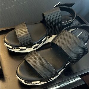 kelly & katie sandals